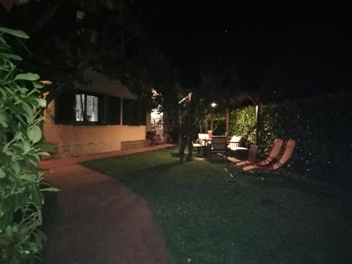 Bed and Breakfast Il Mulino Beverino Exterior foto